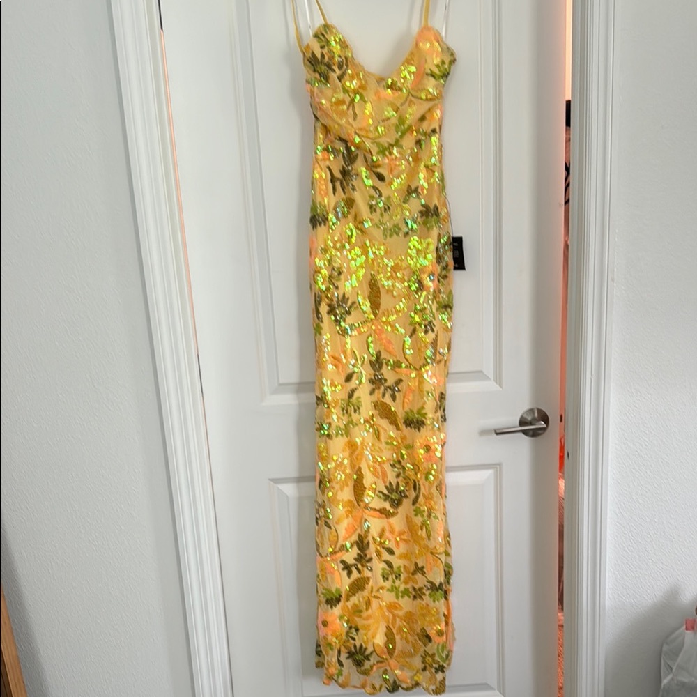 Lulu's Yellow Maxi Gown with Spaghetti Straps for Prom